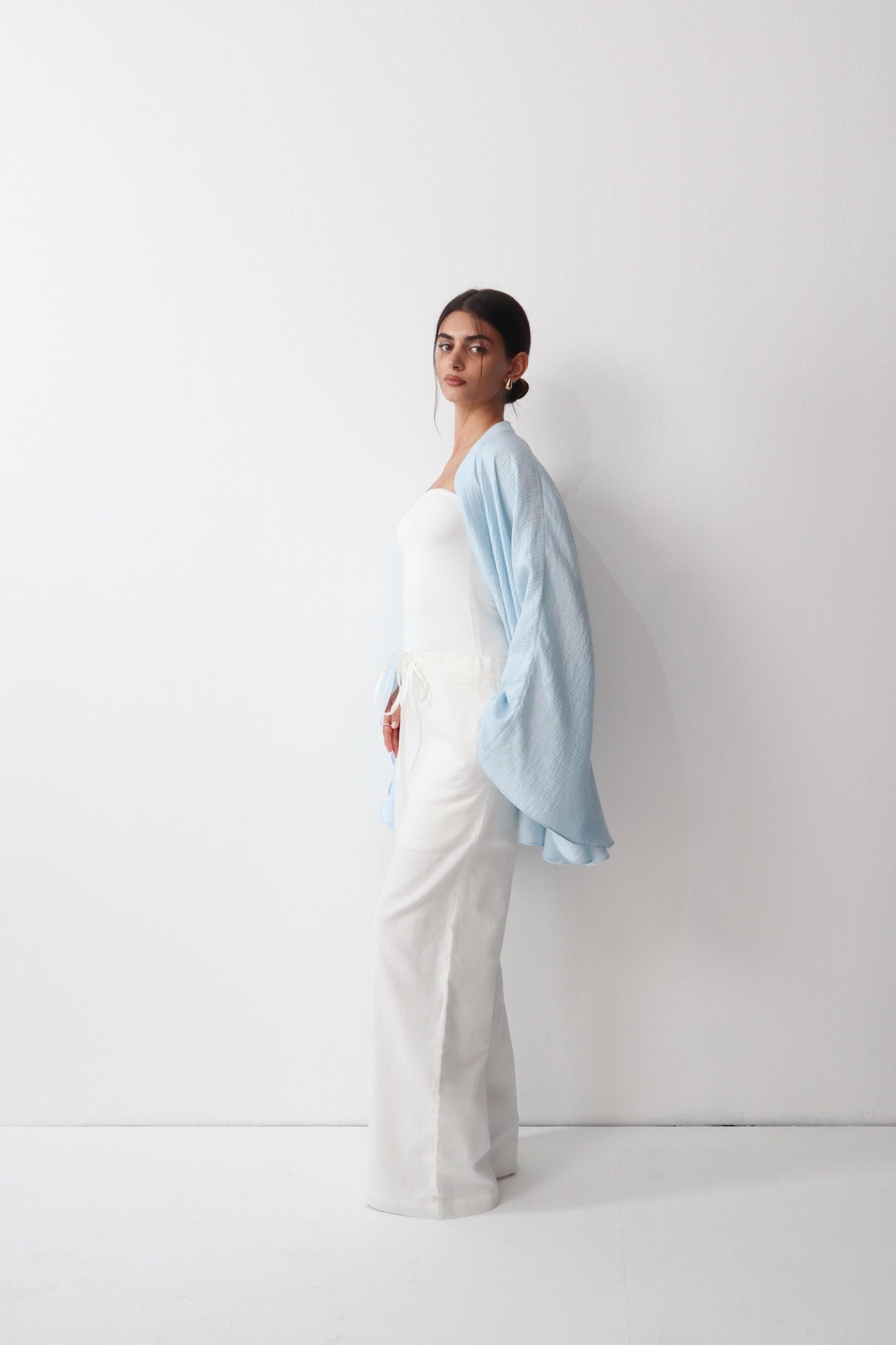 SOLIS CAPE